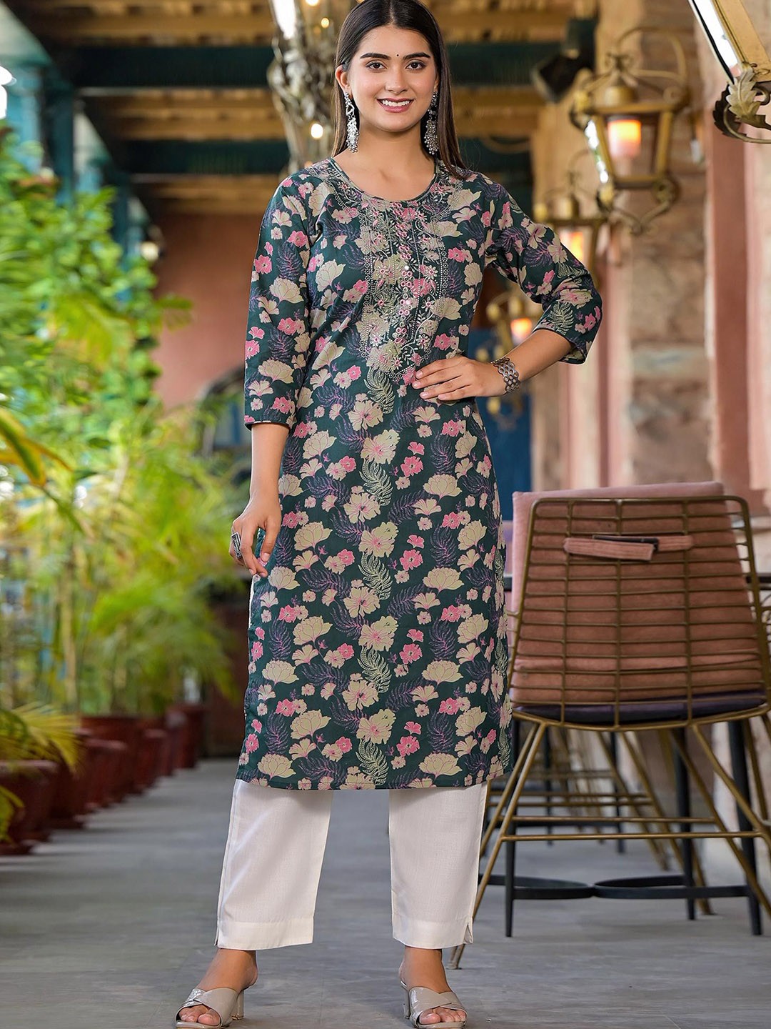 

Peachmode Floral Printed With Embroidered Pure Cotton Kurta, Green