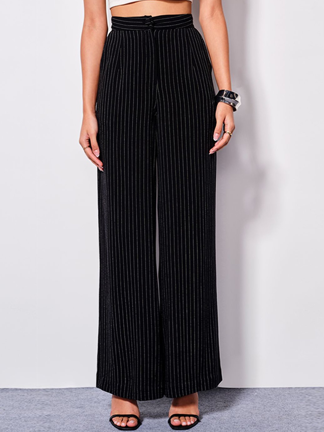 

AND Women Striped Mid-Rise Straight Fit Trousers, Black