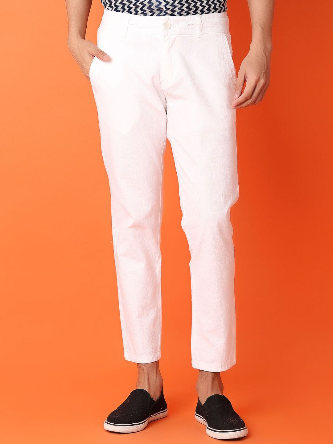 

V-Mart Men Classic Easy Wash Mid-Rise Regular Trousers, White