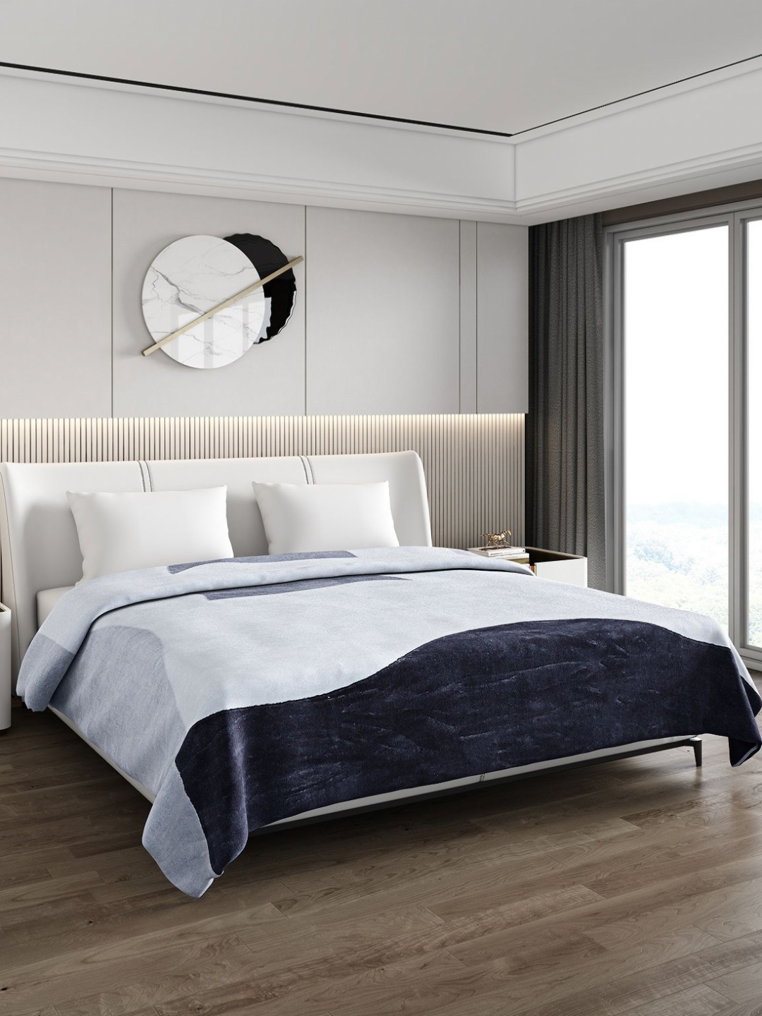 

Monte Carlo White & Grey Mild Winter 550 GSM Double Bed Blanket
