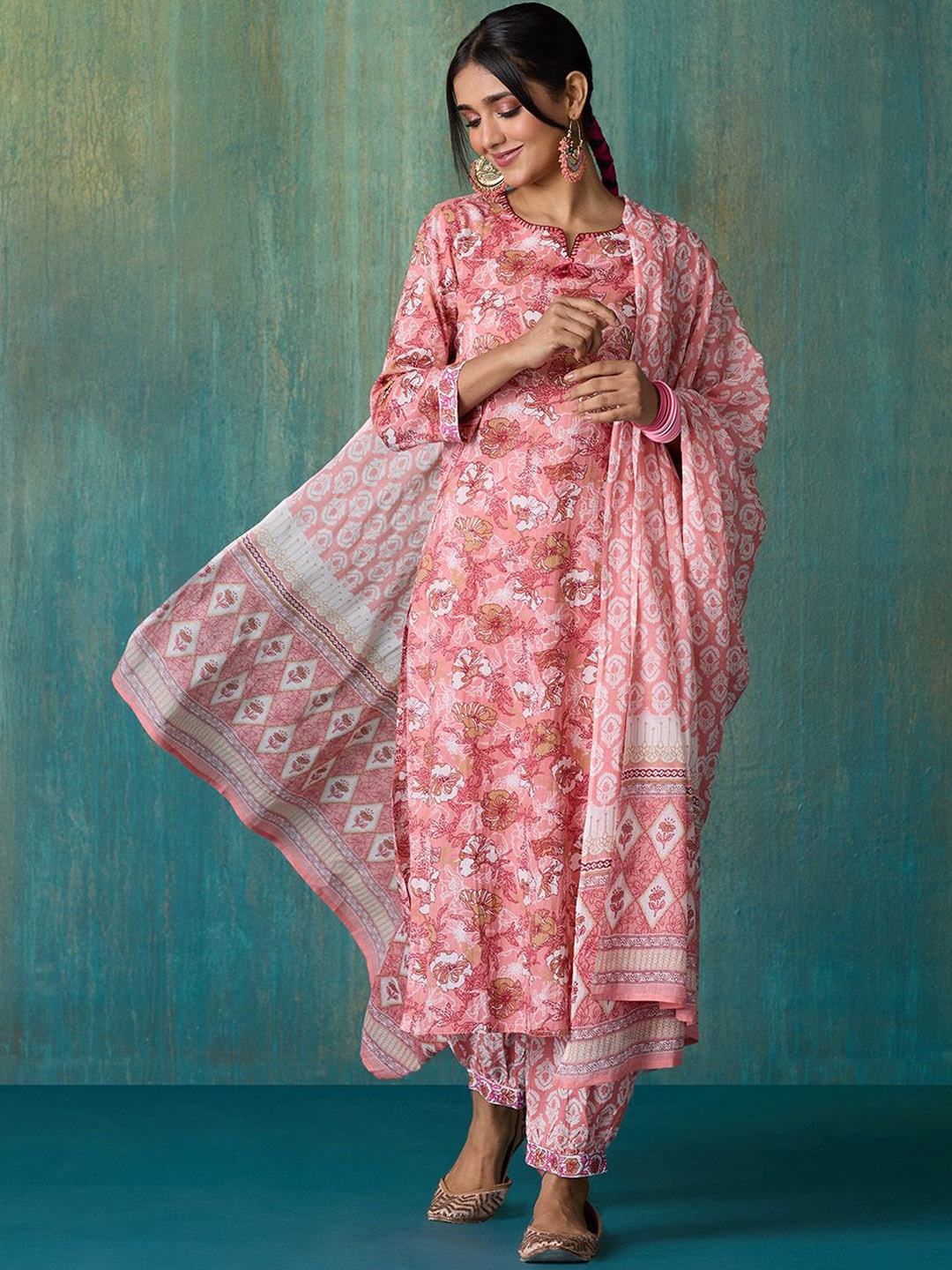 

Likha Floral Printed Pure Cotton Straight Kurta With Trousers & Dupatta, Peach