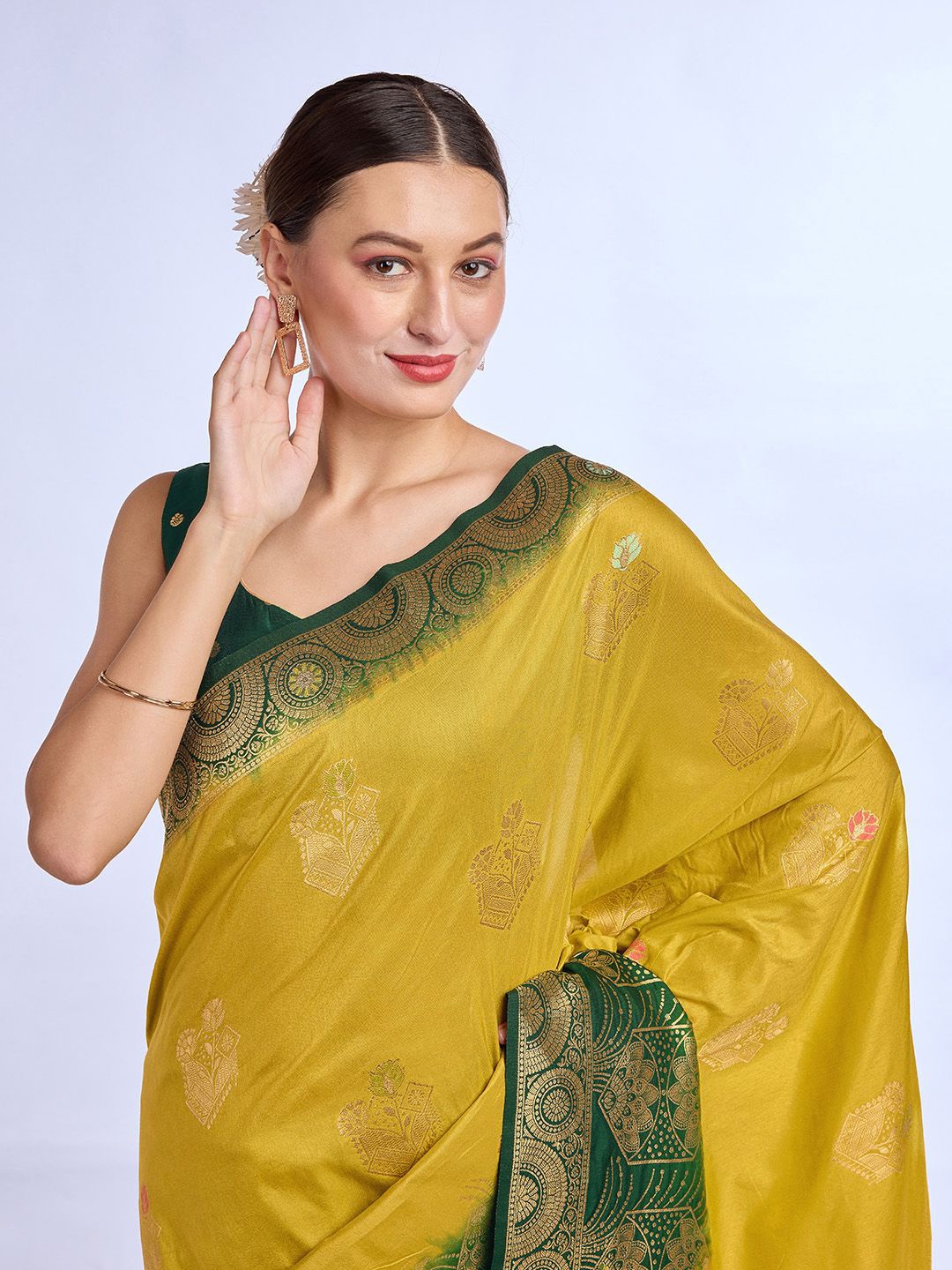 

Mitera Ethnic Motifs Zari Pure Silk Saree, Yellow