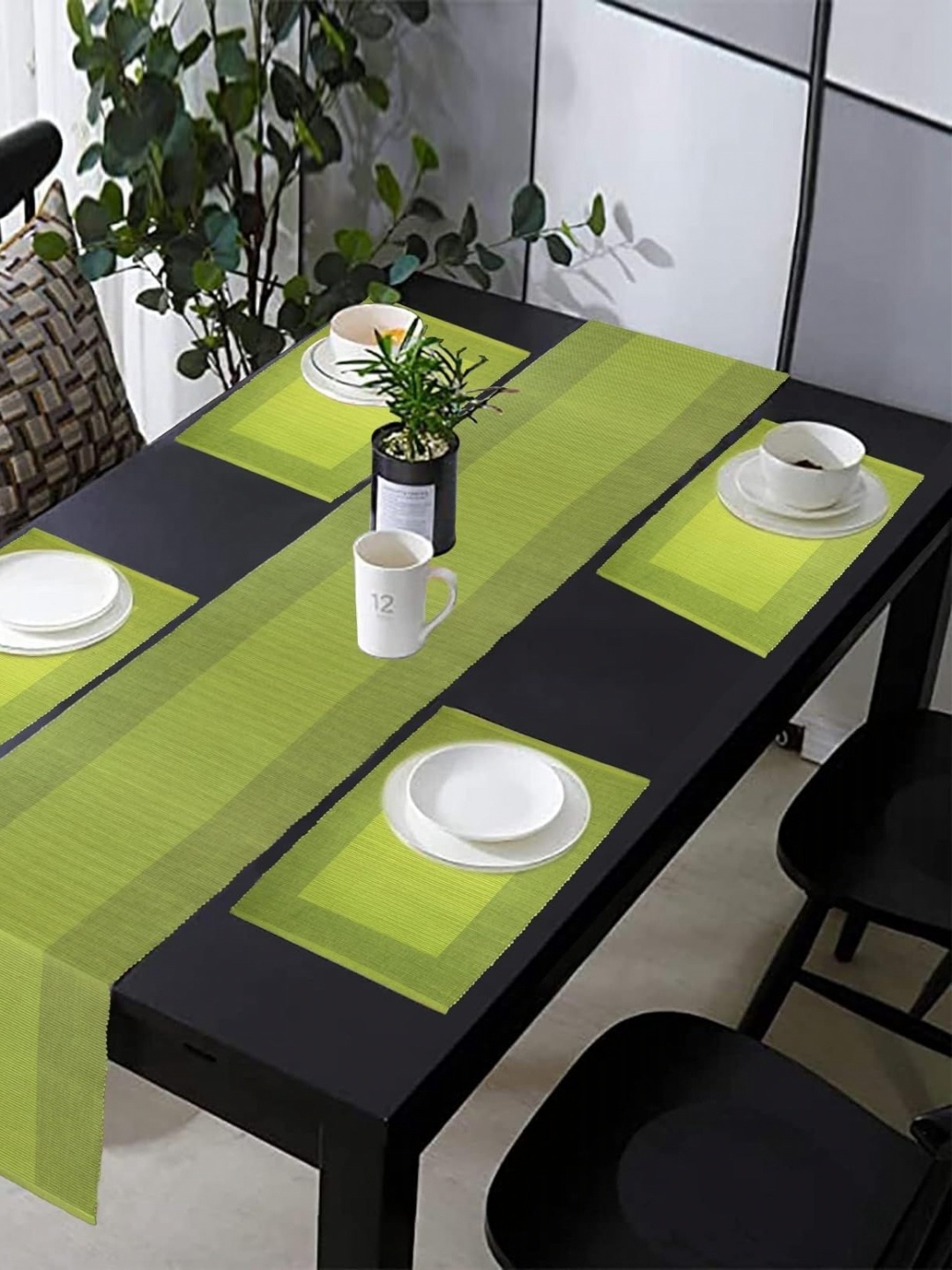 

Lushomes Green 5 Pieces Cotton Table Linen Sets