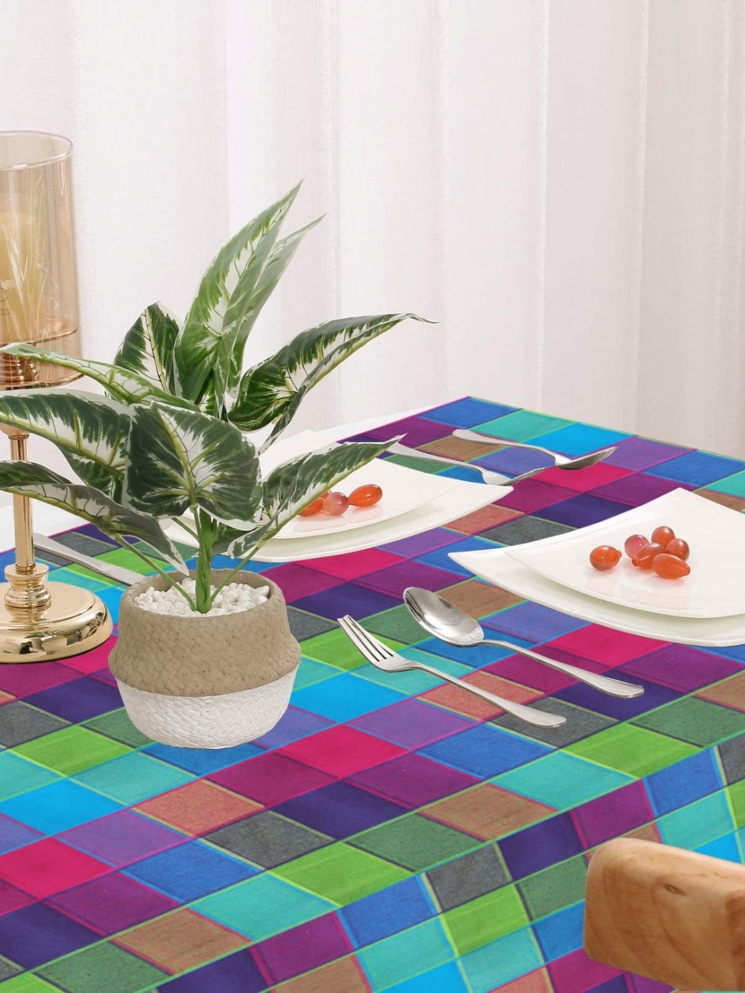 

Lushomes Blue Checked Cotton 4-Seater Table Cover