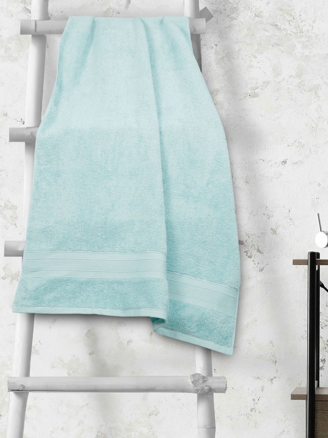 

MYTRIDENT Blue Cotton 500 GSM Bath Towel