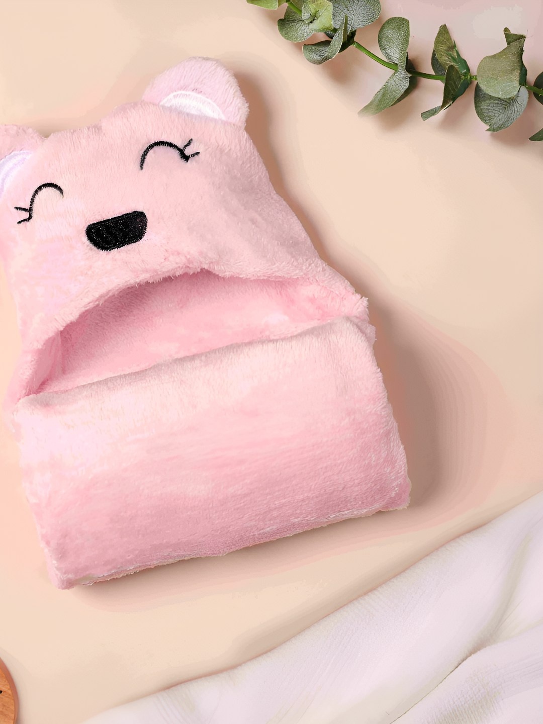 

KICKS & CRAWL Pink 150 GSM Single Hooded Bed Blanket