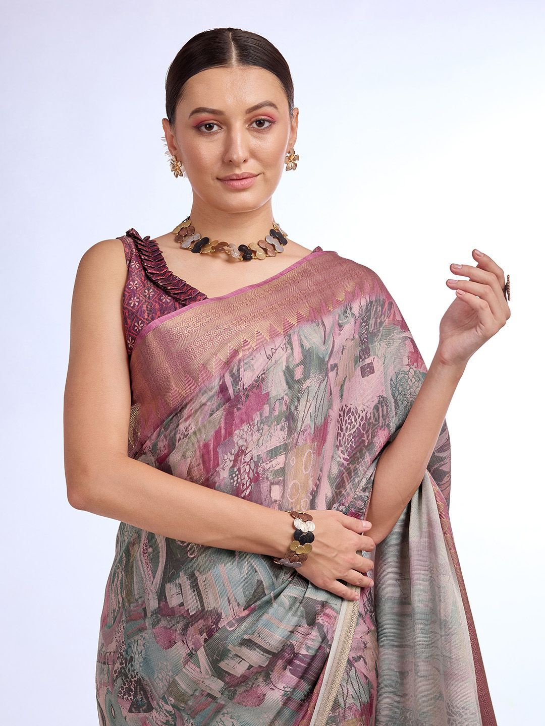 

Mitera Zari Tissue Saree, Burgundy