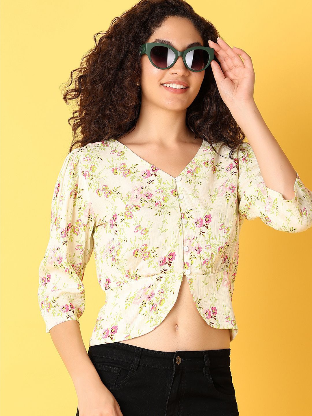 

V-Mart Floral Print Top, Cream