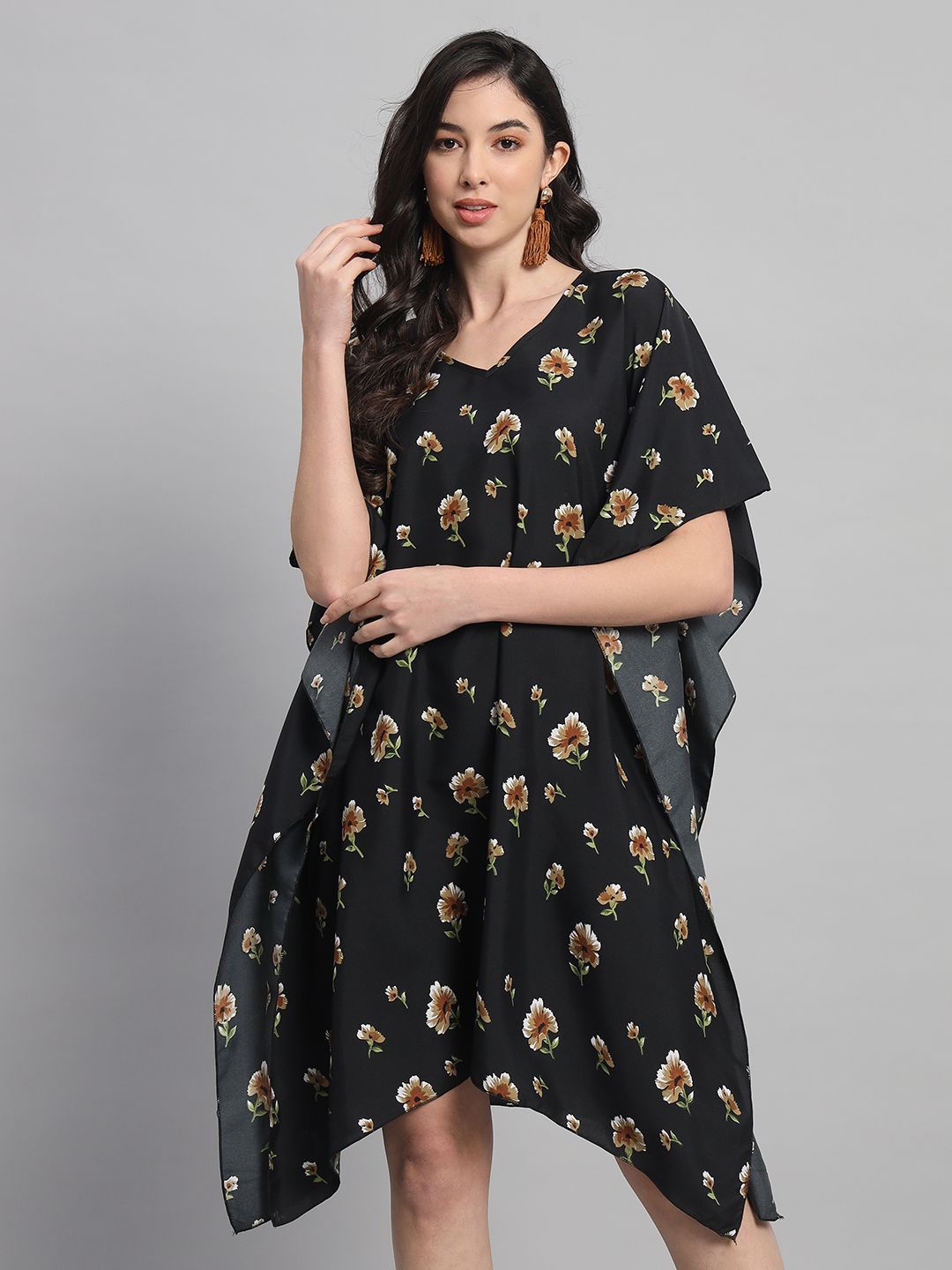 

Curvydrobe Floral Printed Kimono Sleeves Kaftan Dress, Black
