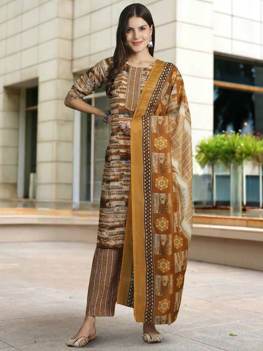 

Ethnic basket Abstract Printed Straight Pure Cotton Kurta with Trousers & Dupatta, Khaki