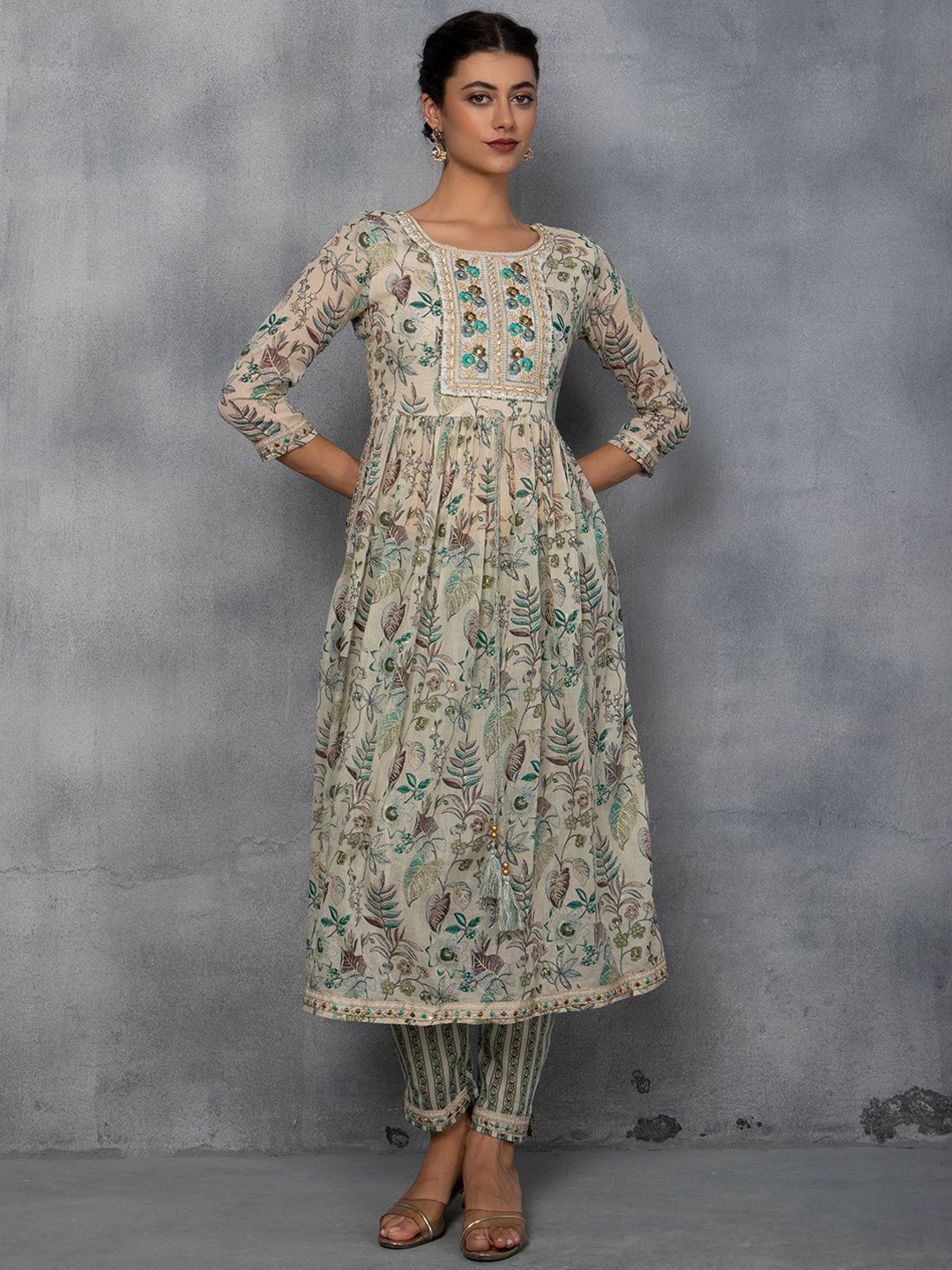 

Rang by Indya Floral Printed Pure Cotton Kurta With Trousers, Green