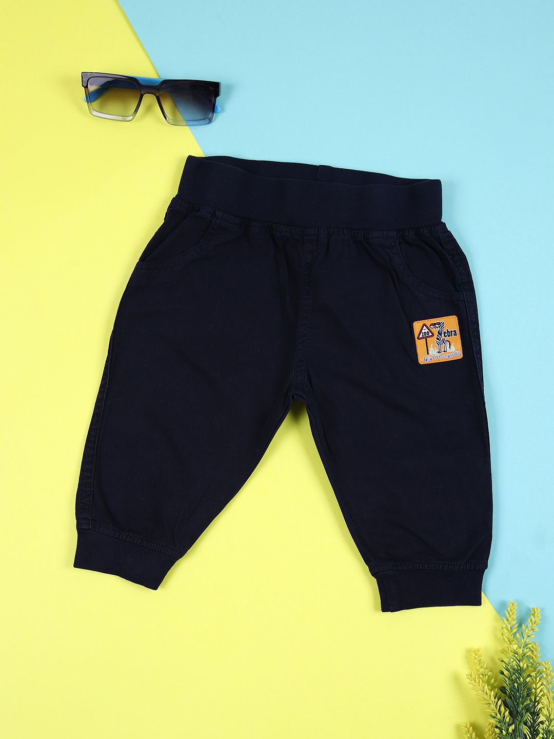 

V-Mart Kids Slim Fit Cotton Mid-Rise Jeans, Navy blue