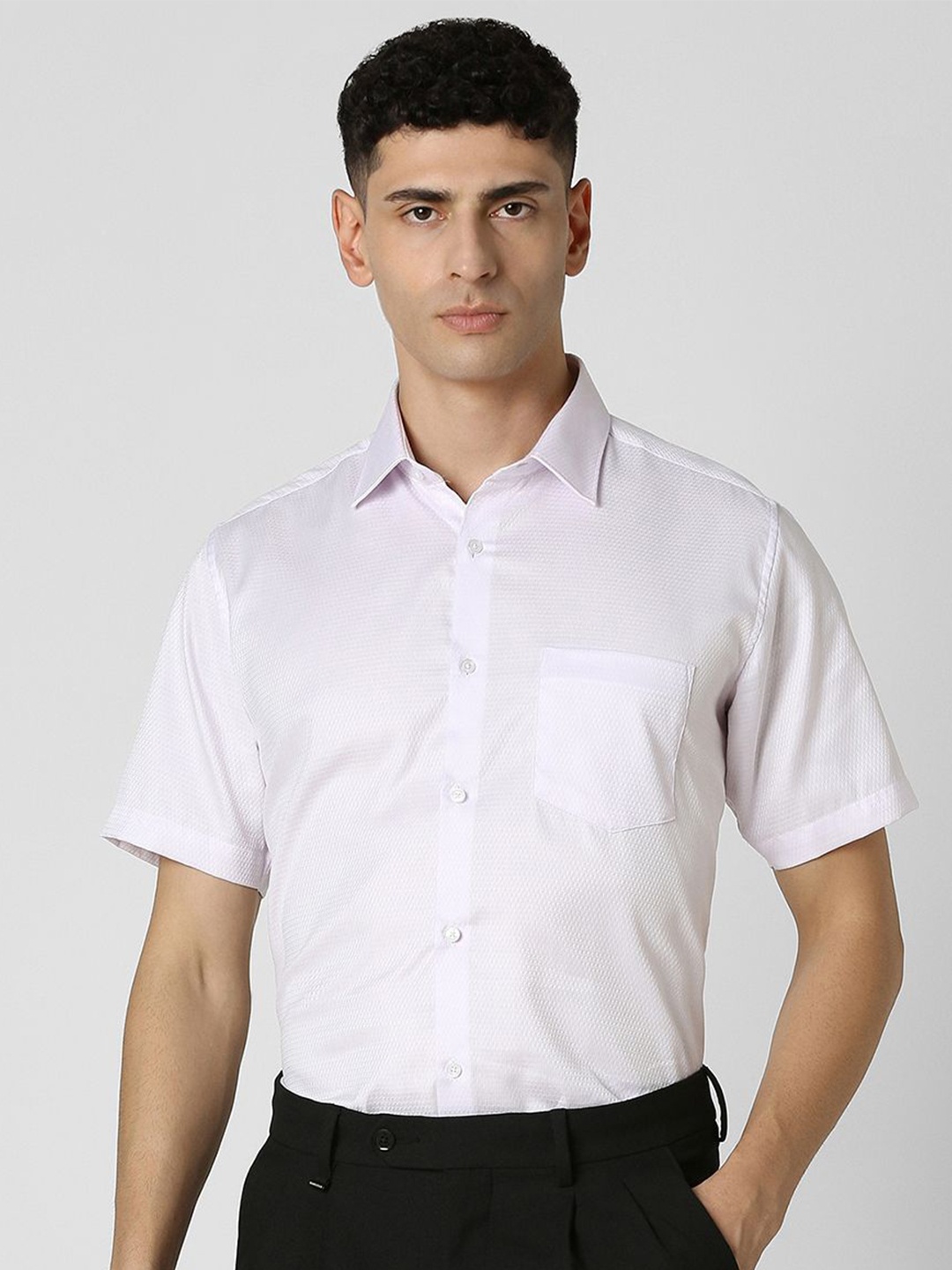 

Van Heusen Men Spread Collar Solid Cotton Party Shirt, Pink