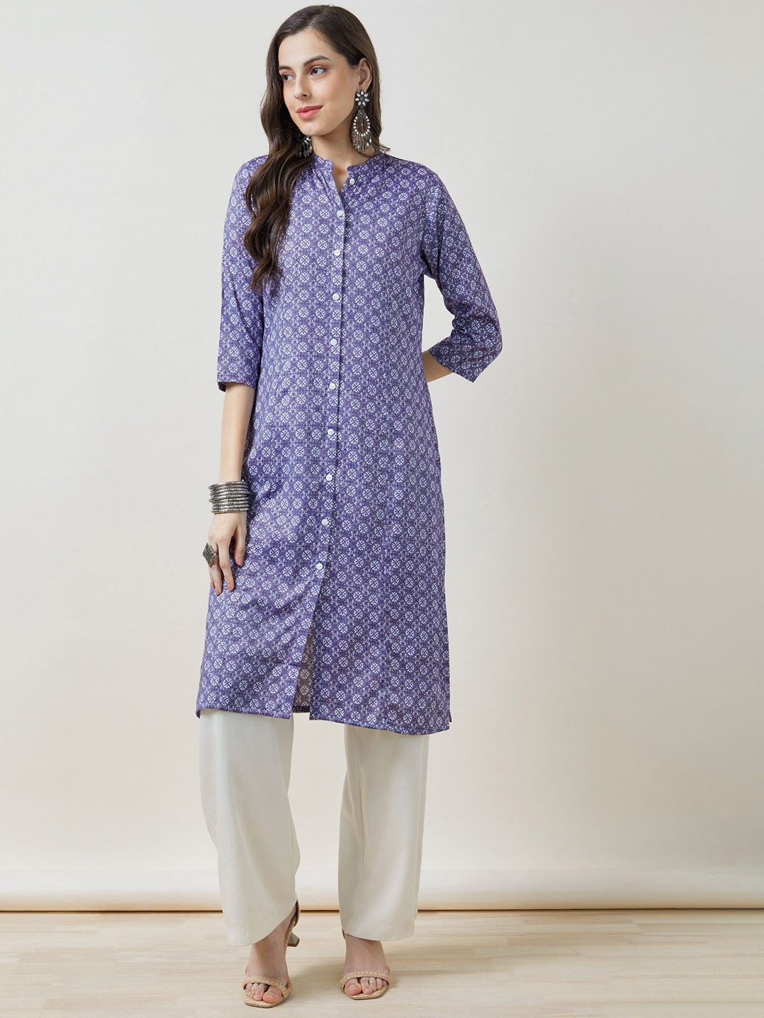 

Soch Women Rayon Geometric Print Kurta, Purple