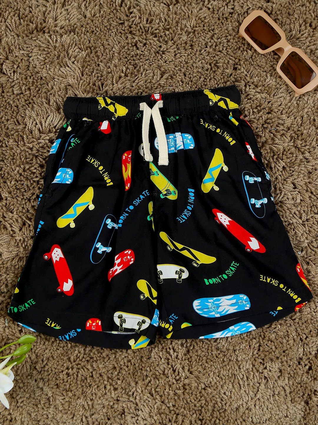 

The Lion and The Fish Boys Conversational Printed Shorts, Black