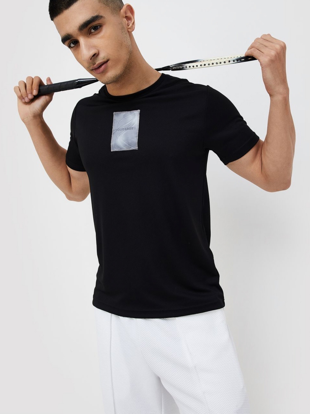 

Fame Forever by Lifestyle Men Solid Round Neck T-shirt, Black