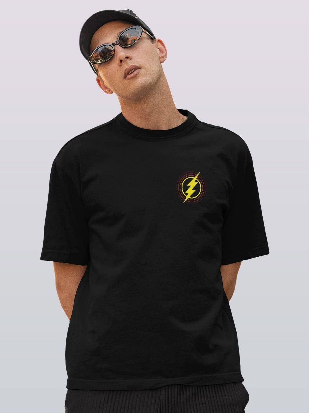 

macmerise Men High Neck Drop-Shoulder Sleeves Applique T-shirt, Black