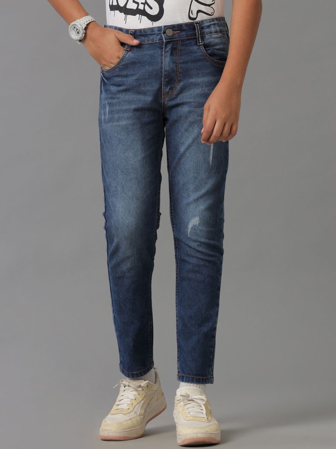 

UNDER FOURTEEN ONLY Boys Slim Fit Low Distress Light Fade Jeans, Blue