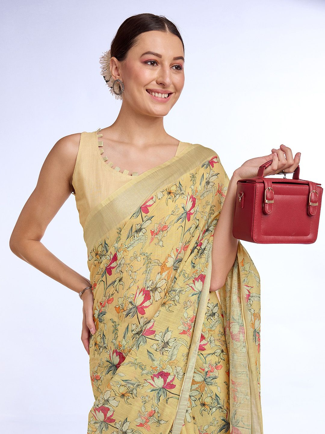 

Mitera Linen Blend Floral Zari Festive Saree, Yellow