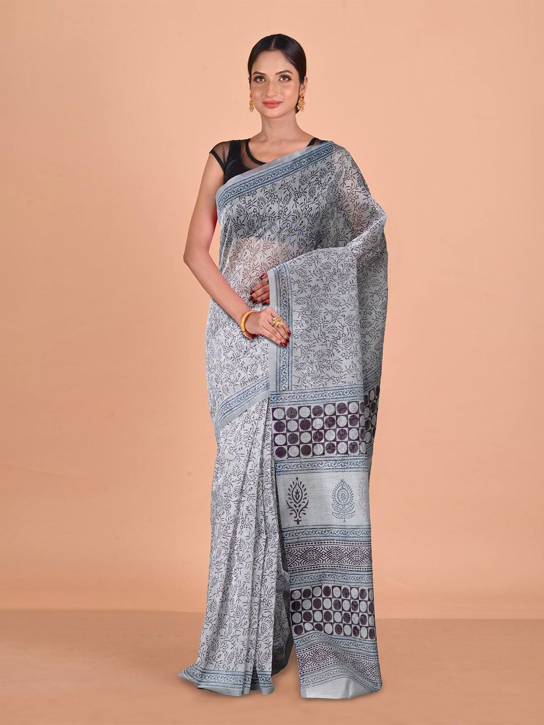 

Unnati Silks Block Print Ethnic Motif Supernet Traditional Handloom Saree, Grey