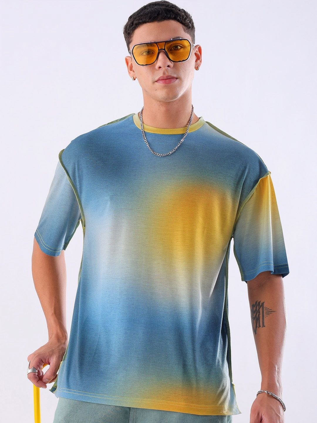 

The Indian Garage Co Men Tie and Dye Round Neck Oversized T-shirt, Blue
