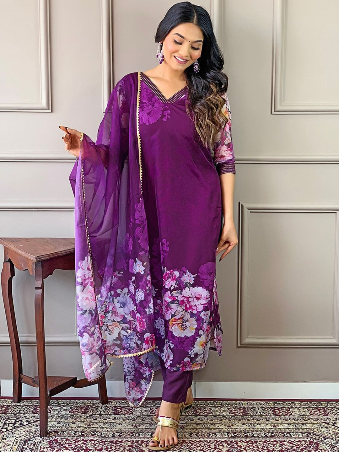 

Yara Creation Floral Printed Regular Kurta With Trousers & Dupatta, Purple