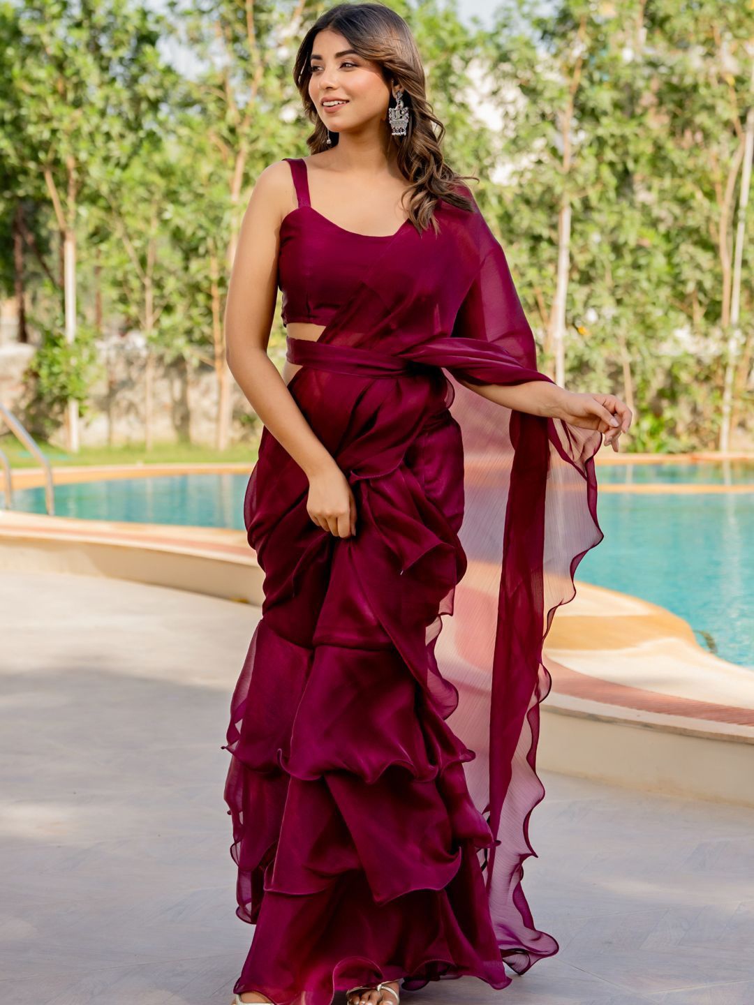 

HOUSE OF JAMOTI Tissue Ruffle Saree, Burgundy