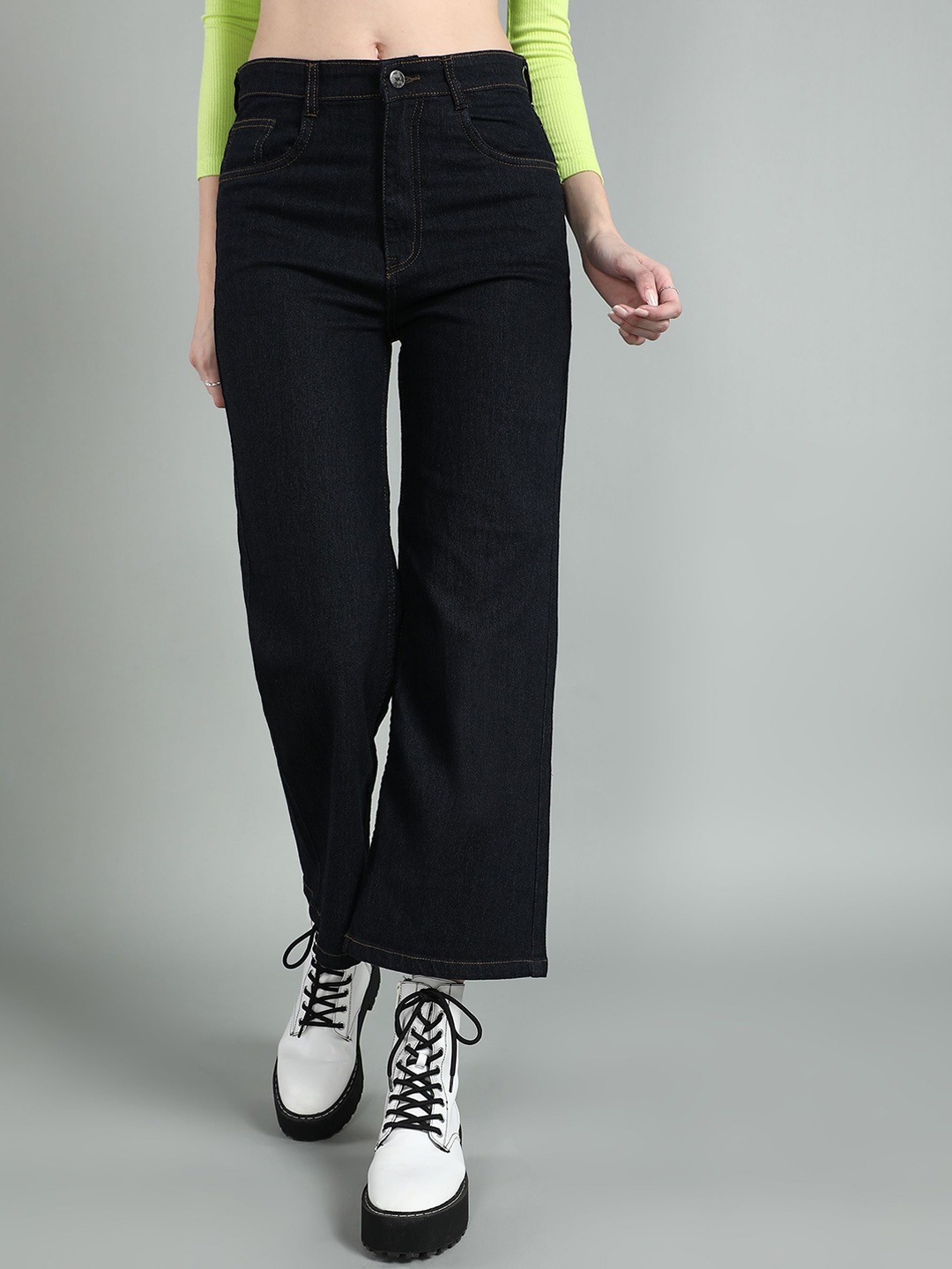 

The Roadster Lifestyle Co Women High Rise Flared Jeans, Black