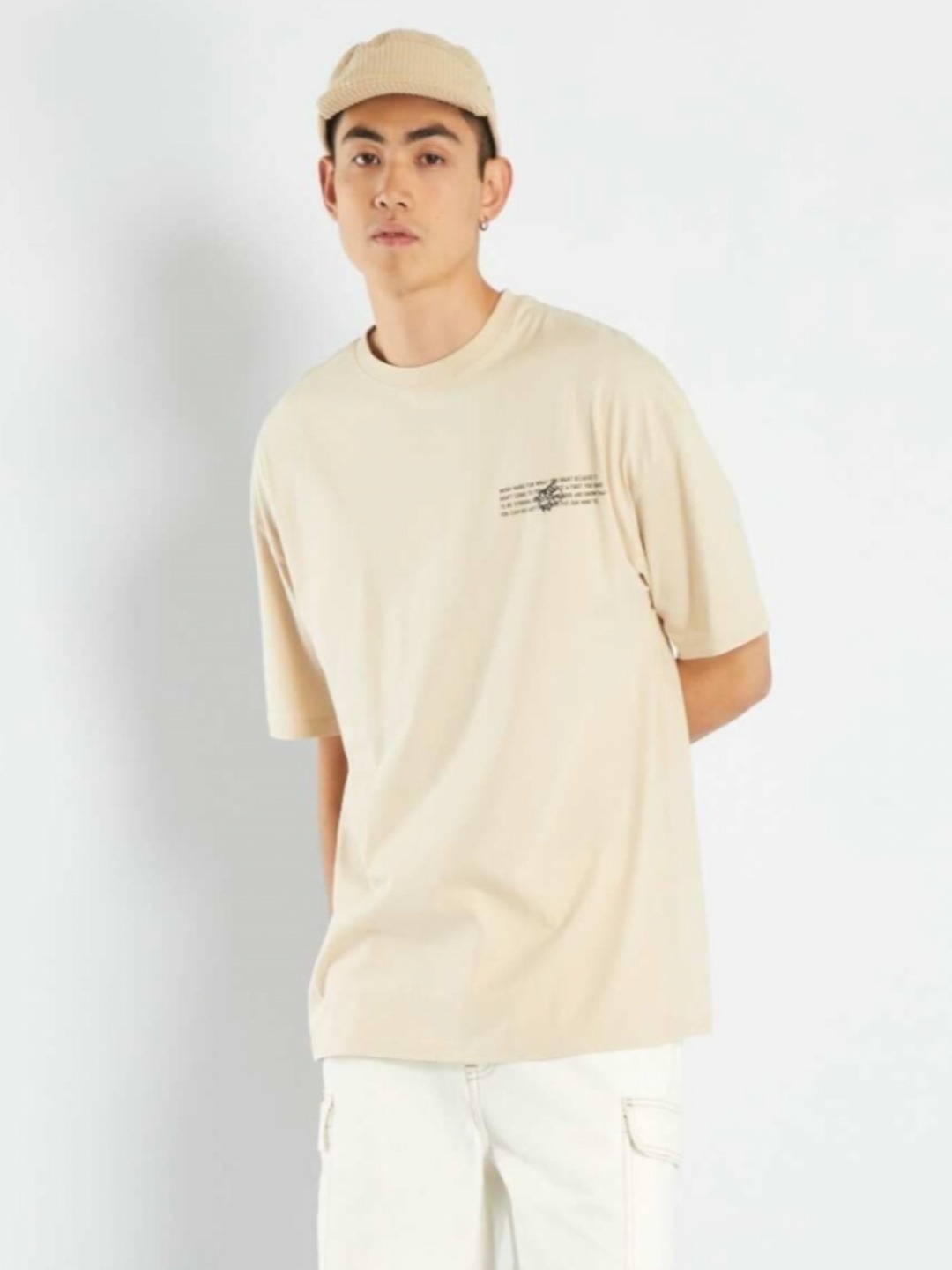 

KIABI Men Printed Round Neck Boxy T-shirt, Beige