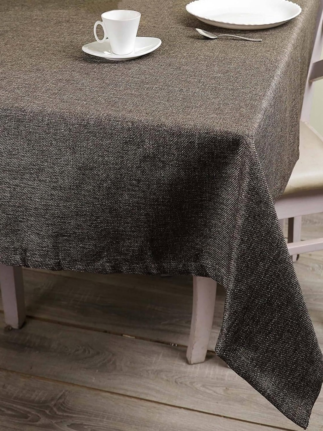

Lushomes Brown 6-Seater Table Linen Set
