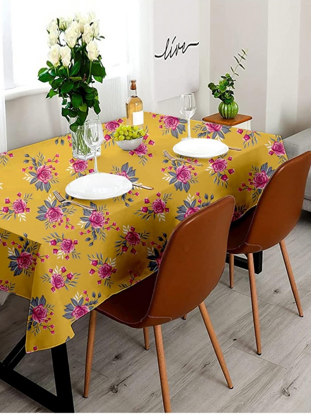 

Lushomes Yellow & Pink Floral Printed 6-Seater Table Linen Set