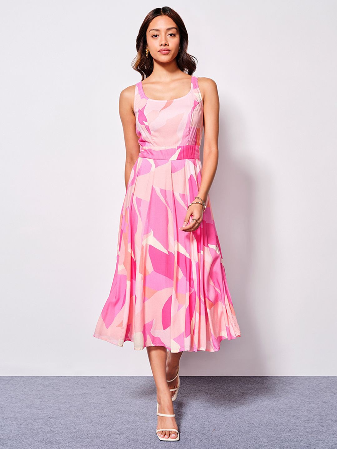 

AND Printed Fit & Flare Midi Dress, Pink