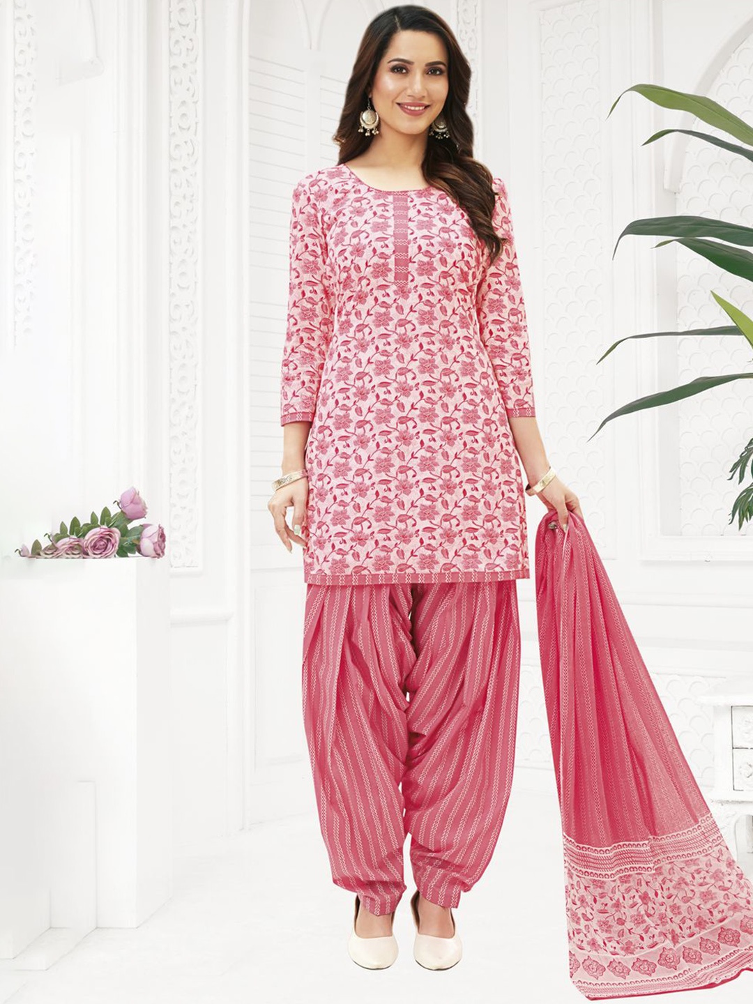 

MIRAAN Floral Printed Pure Cotton Kurta with Patiala & Dupatta, Pink