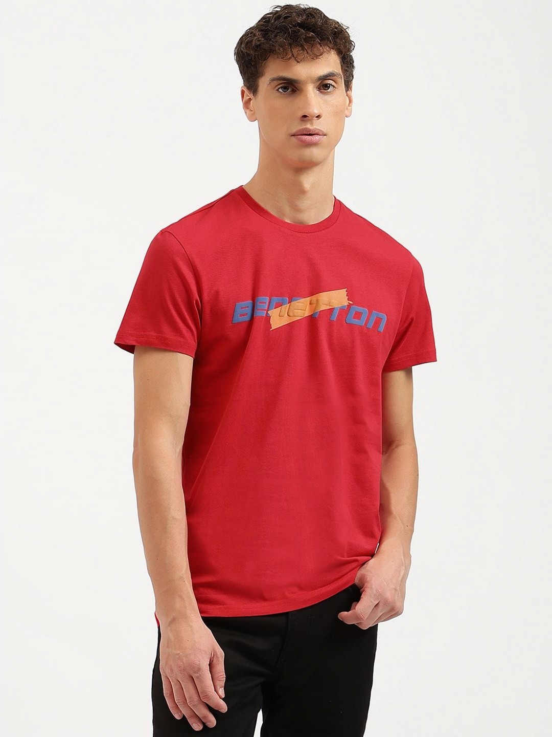

United Colors of Benetton Men Typography Printed Pure Cotton Applique T-shirt, Red