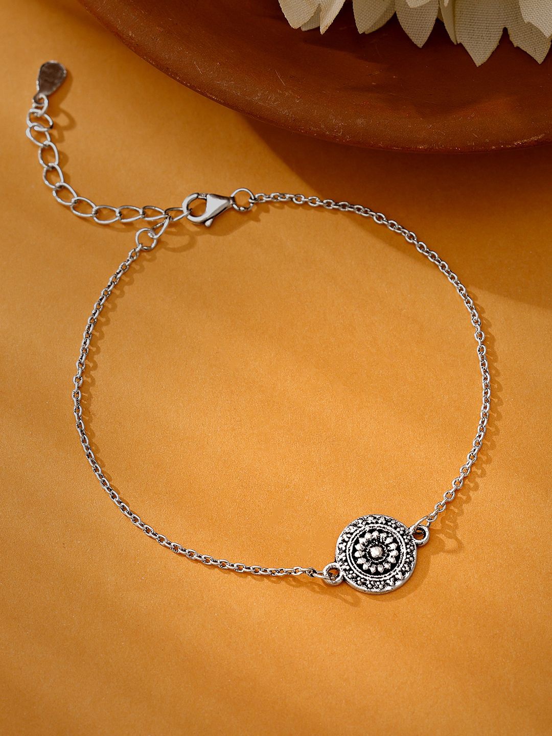 

GIVA 925 Silver Vintage Floral Bracelet Rakhi With Roli Chawal & Greeting Card