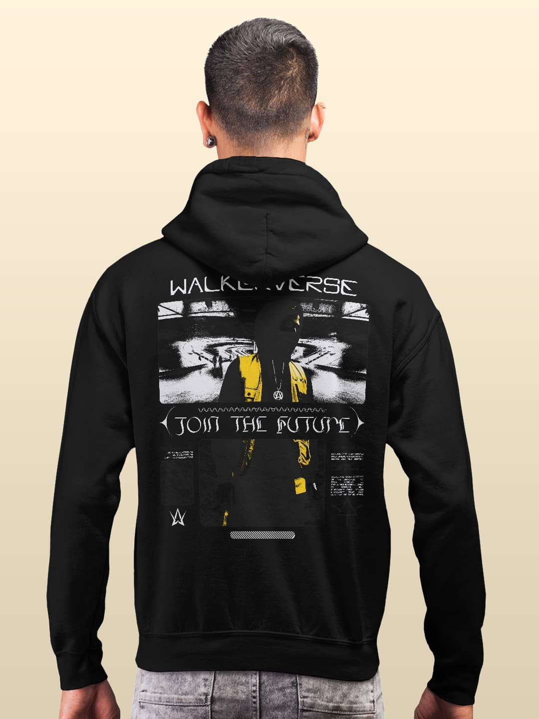 

macmerise Men Printed Hooded Sweatshirt, Black