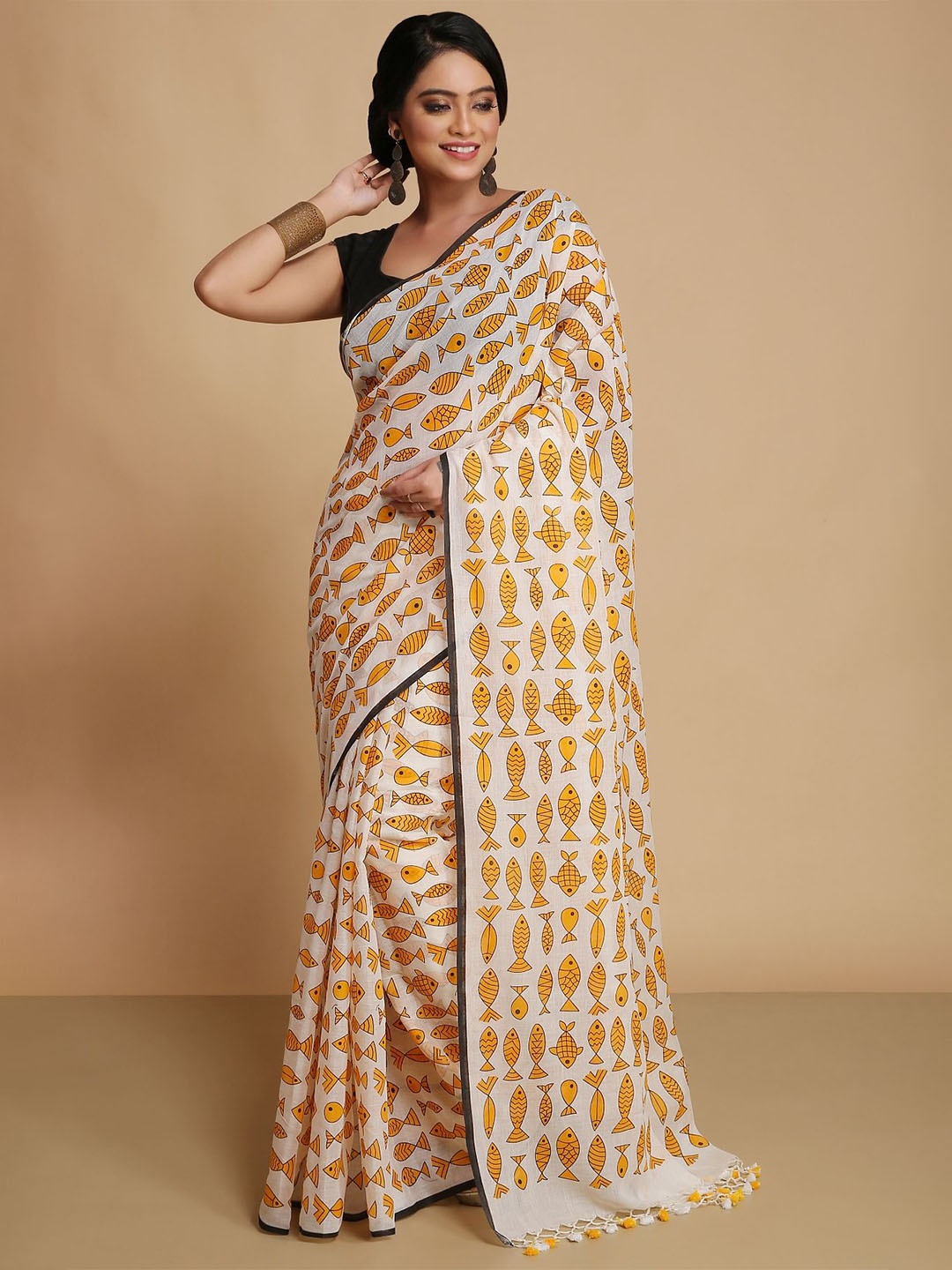 

WoodenTant Pure Cotton Abstract Daily Saree, White