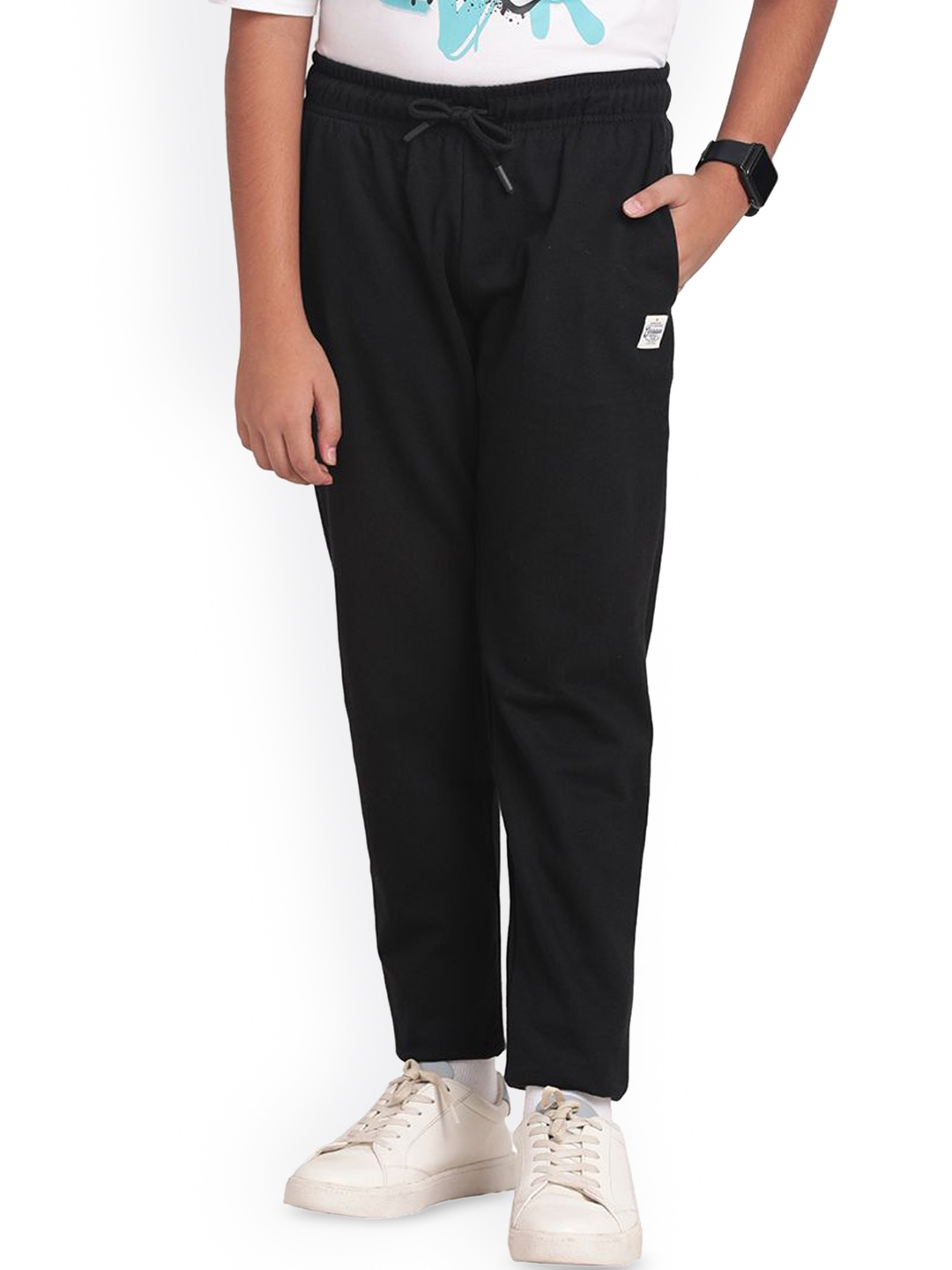 

Indian Terrain Boys Pure Cotton Mid-Rise Regular Fit Track Pants, Black