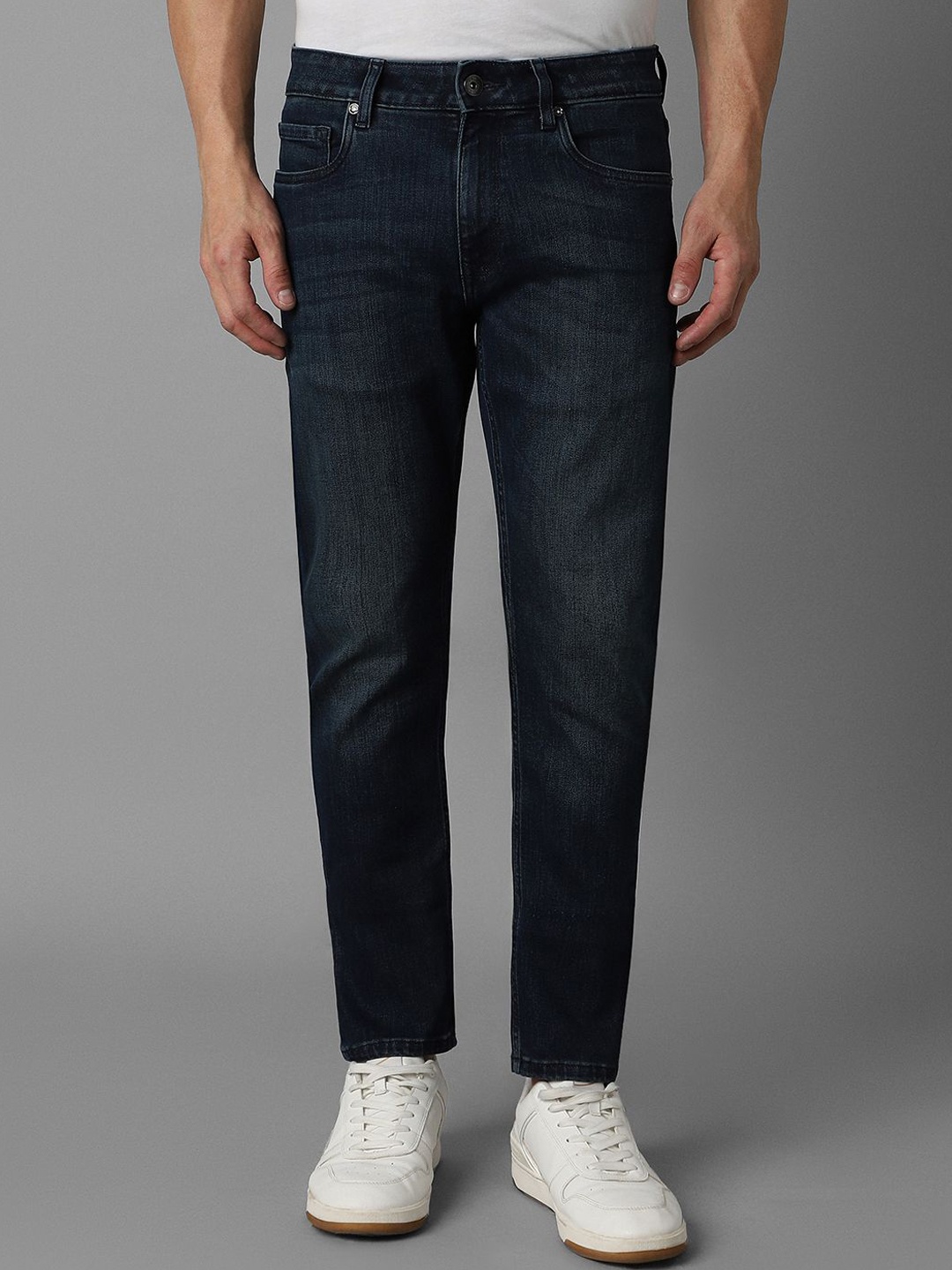 

Louis Philippe Jeans Men Cotton Mid-Rise Regular Fit Light Fade Jeans, Navy blue