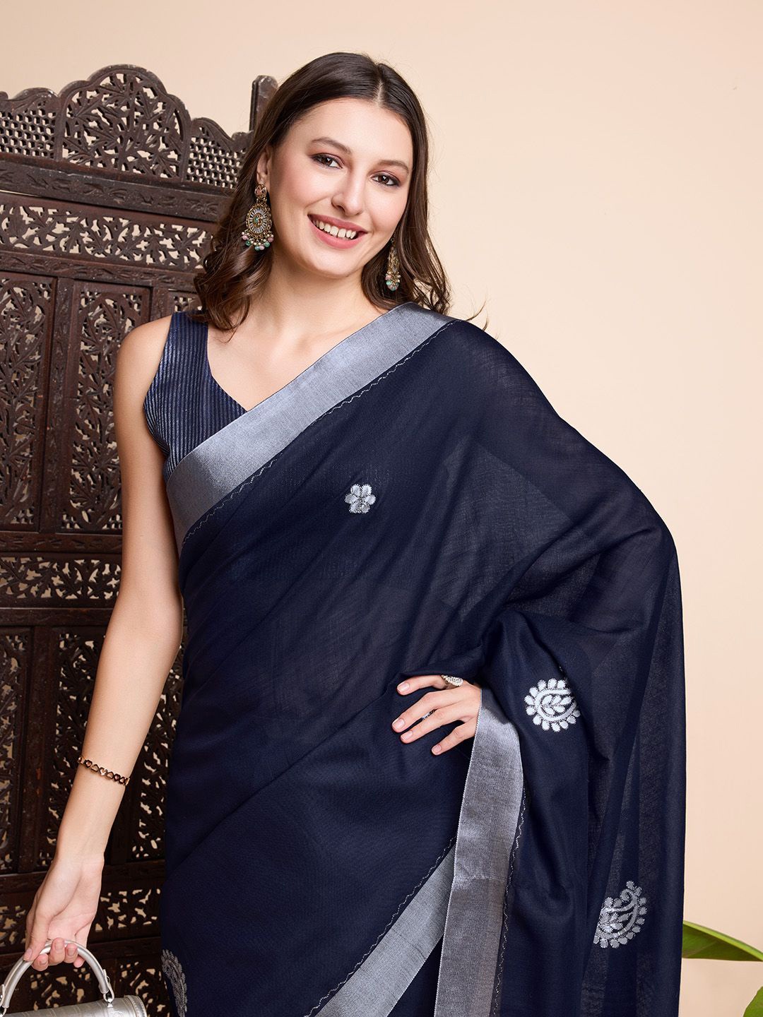 

Mitera Floral Zari Saree, Navy blue