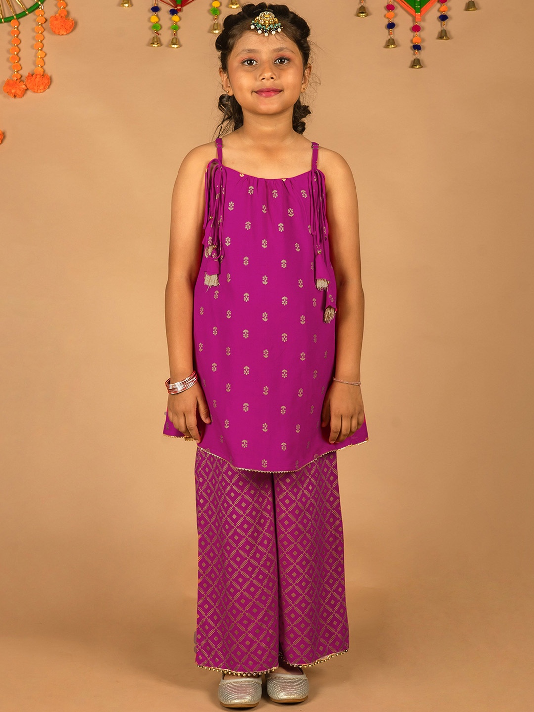 

HERE&NOW Girls Printed Regular Kurti with Palazzos, Fuchsia