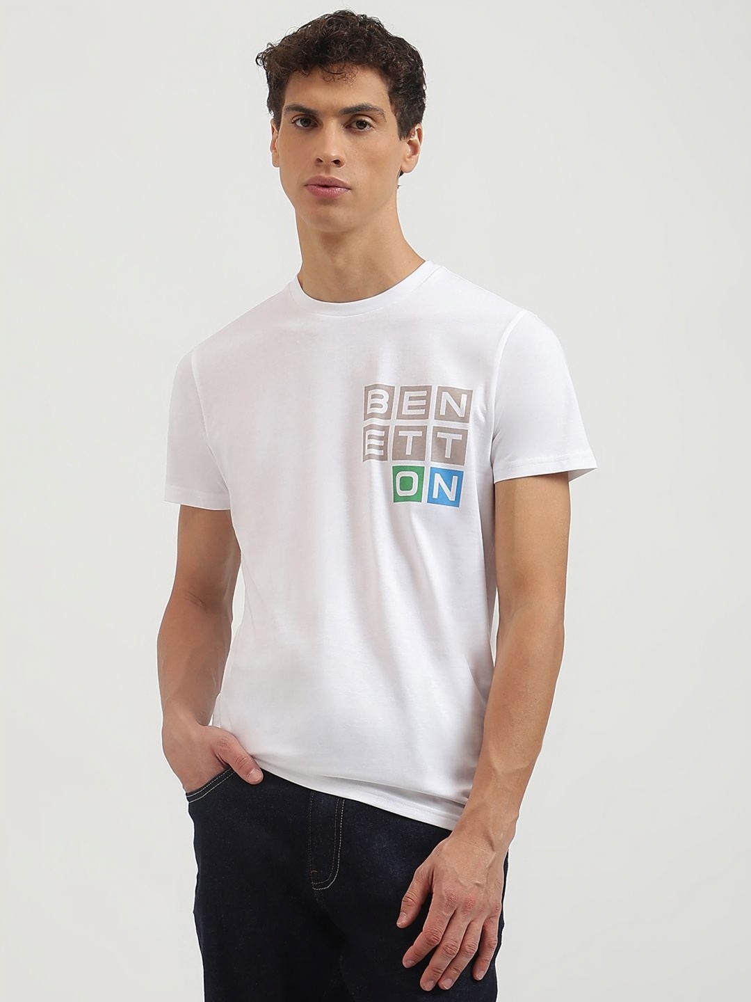 

United Colors of Benetton Men Pure Cotton Pockets T-shirt, White