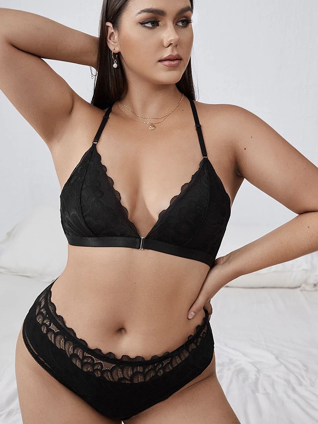 

LULU & SKY Plus Size Open-front Bra & Lace Briefs Lingerie Set, Black