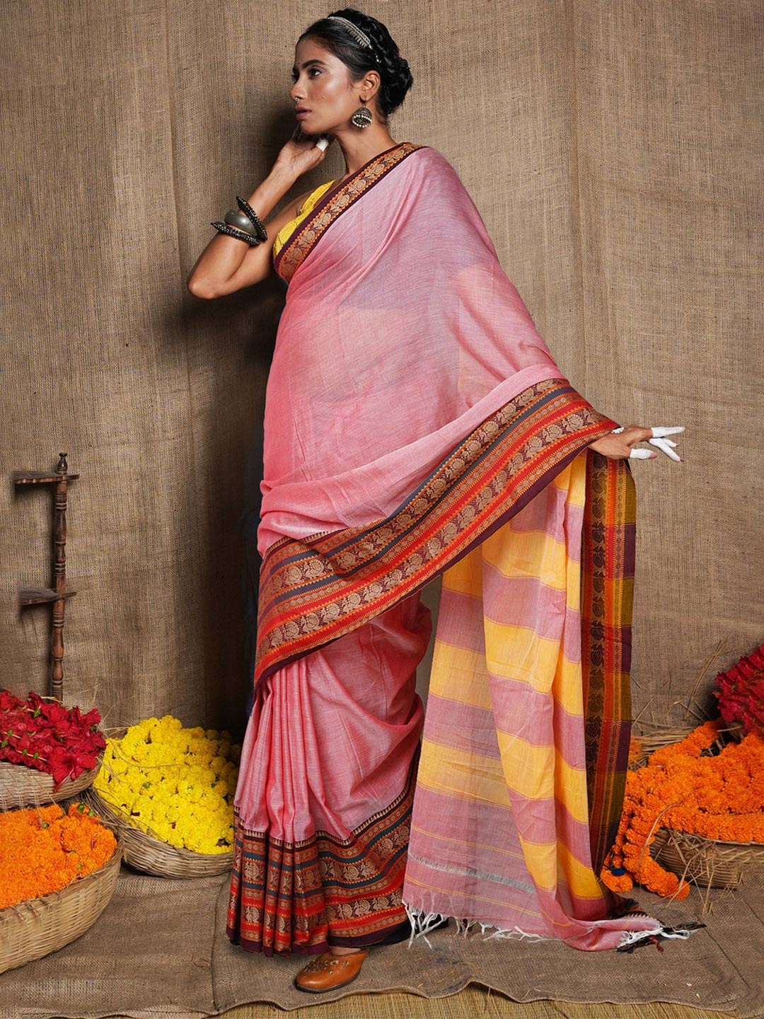 

Unnati Silks Narayan Peth Pure Cotton Woven Design Handloom Traditional Saree, Pink