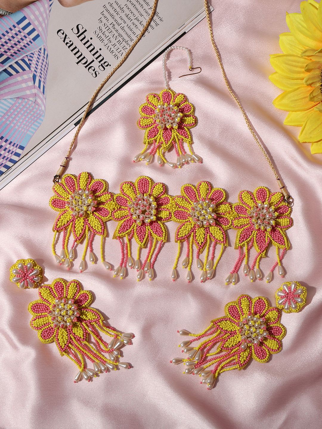 

VENI Haldi Beaded Jewellery Set, Yellow