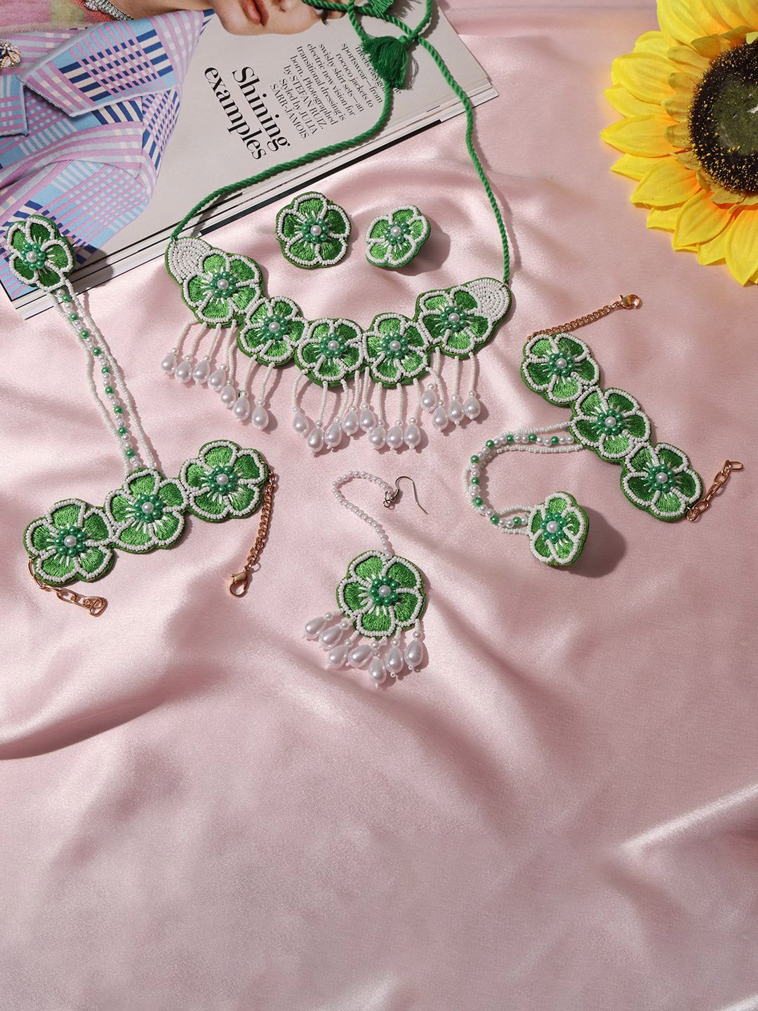 

VENI Beaded Floral Jewellery Set, Green