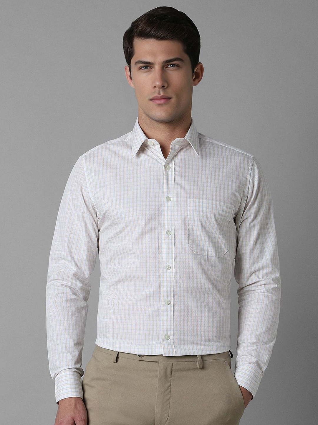 

Louis Philippe Men Spread Collar Grid Tattersall Checked Cotton Slim Fit Formal Shirt, White