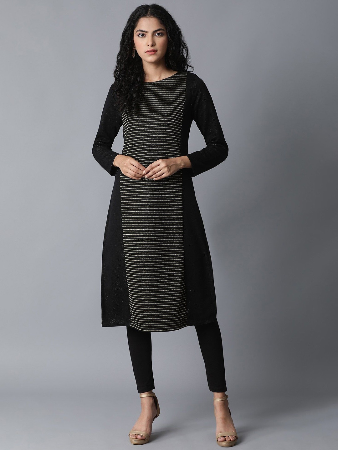 

W Striped Round Neck Straight Kurta, Black