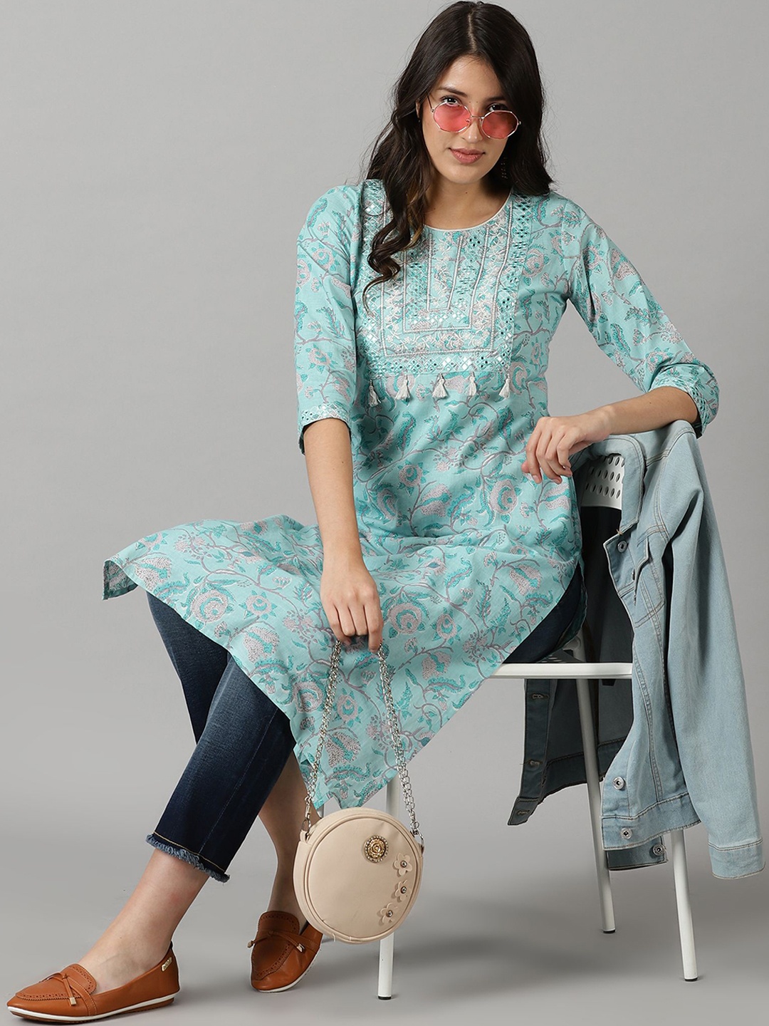 

Anouk Blue Floral Printed Thread Work Straight Kurta