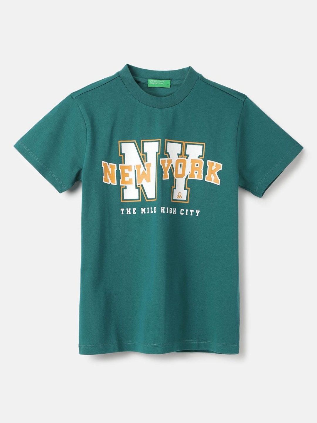 

United Colors of Benetton Boys Typography Printed V-Neck Pure Cotton Applique T-shirt, Green